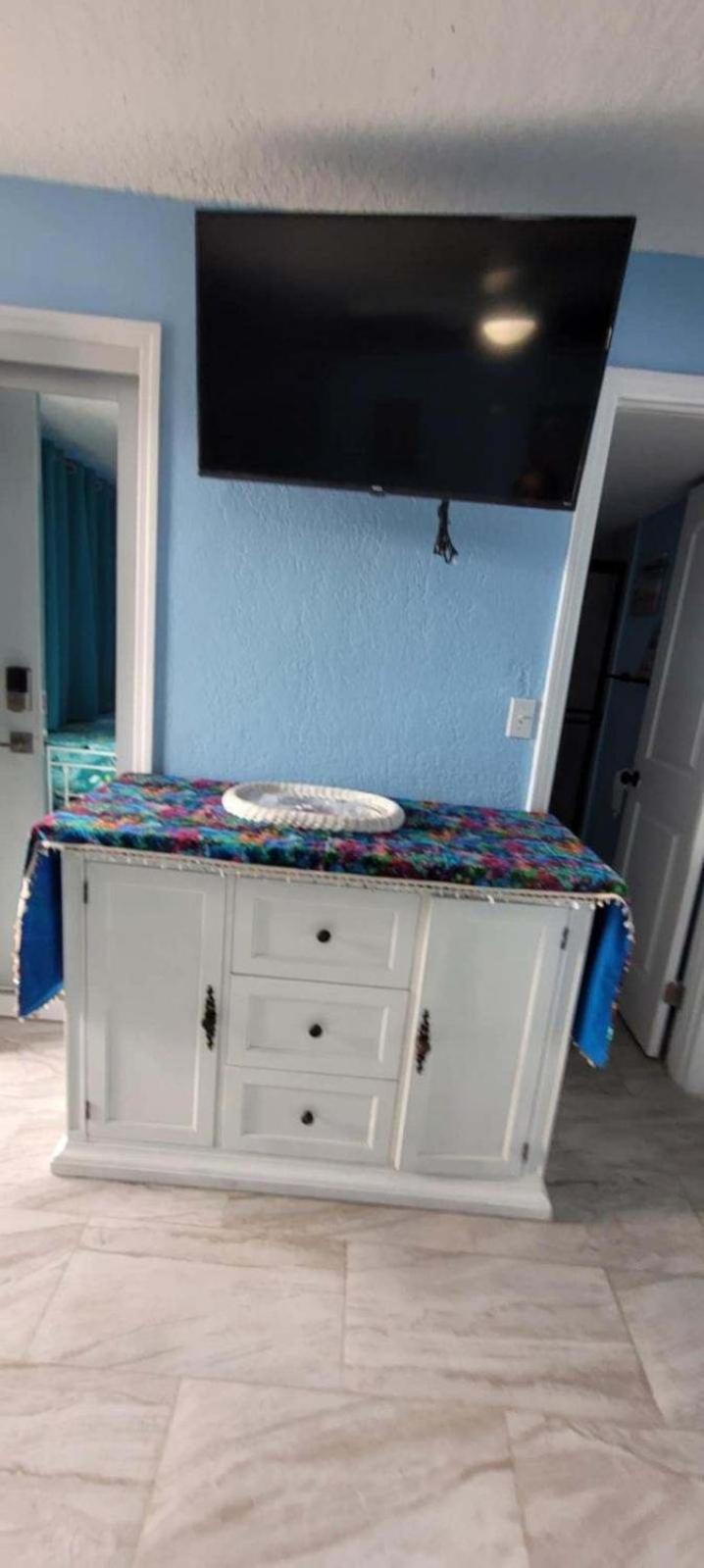 Ocean Breeze - Direct Ocean Front-Pool Is Open Apartman Daytona Beach Kültér fotó