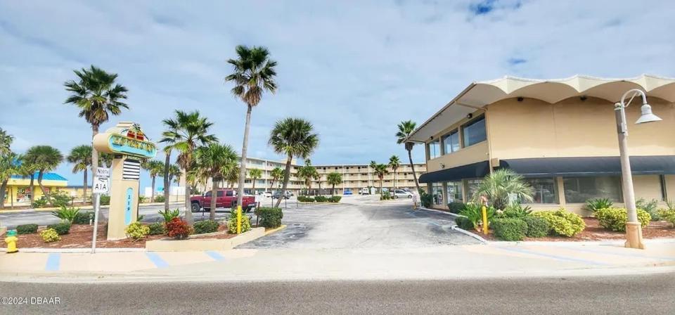 Ocean Breeze - Direct Ocean Front-Pool Is Open Apartman Daytona Beach Kültér fotó