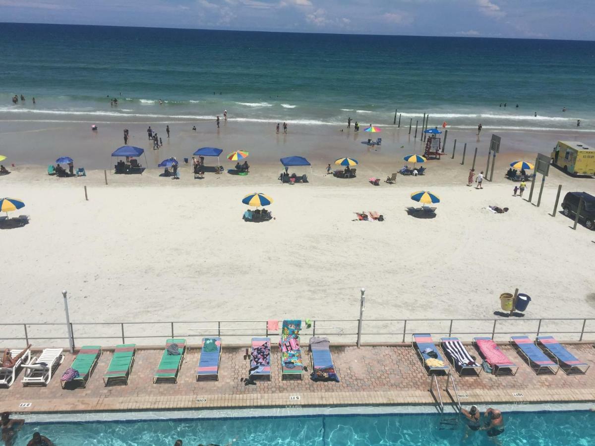 Ocean Breeze - Direct Ocean Front-Pool Is Open Apartman Daytona Beach Kültér fotó