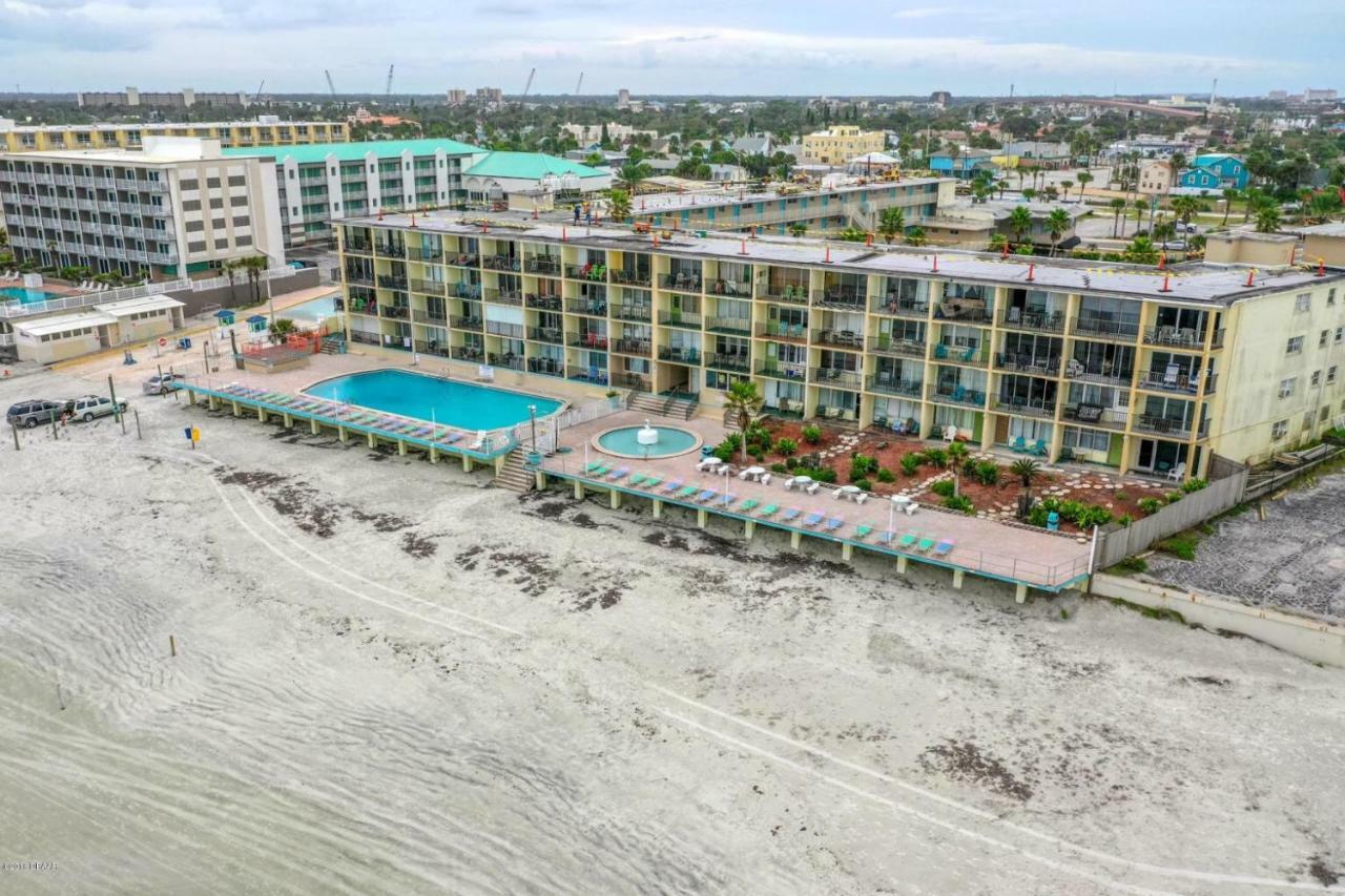 Ocean Breeze - Direct Ocean Front-Pool Is Open Apartman Daytona Beach Kültér fotó
